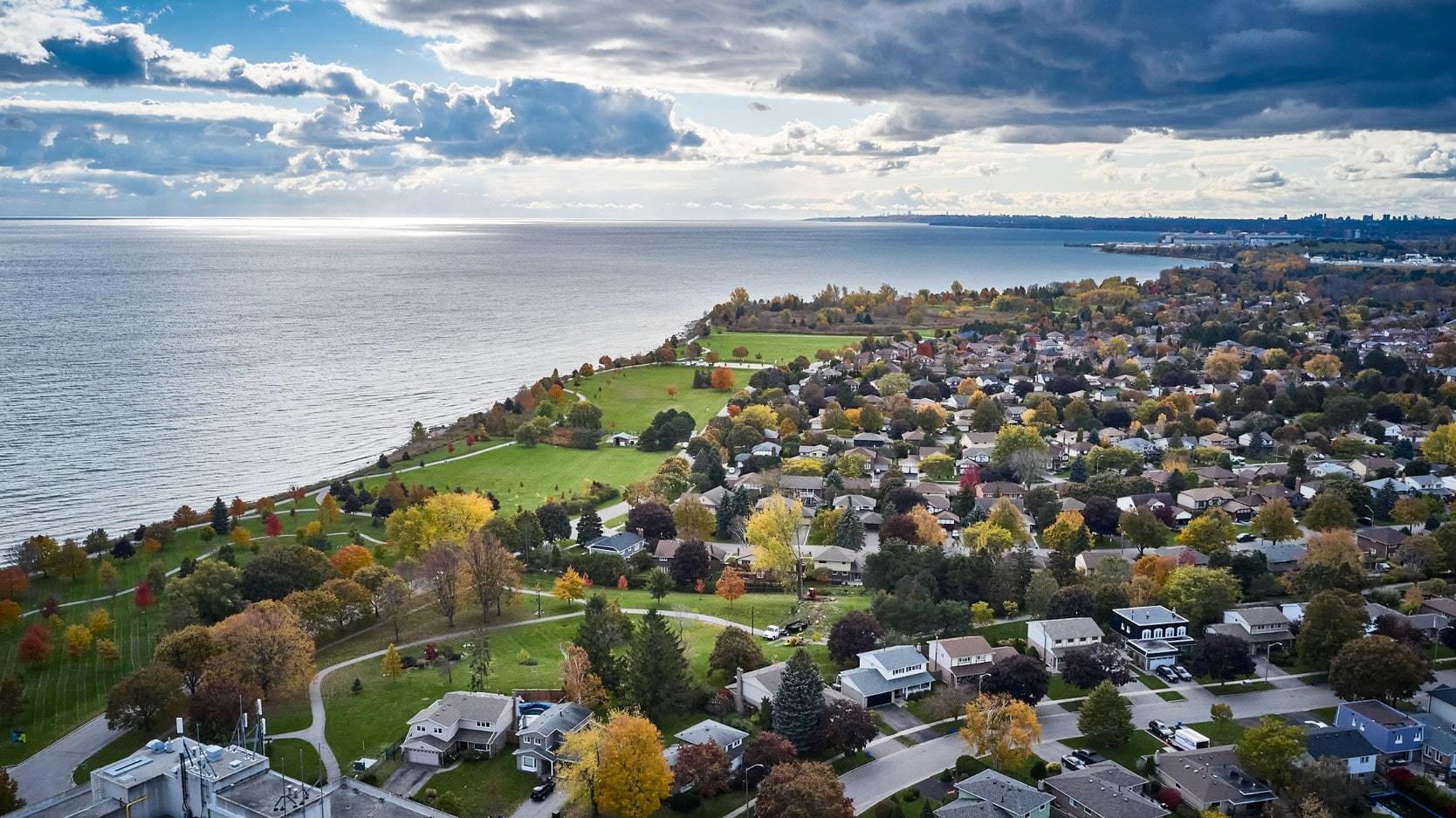 Ajax homes on the shoreline of Lake Ontario